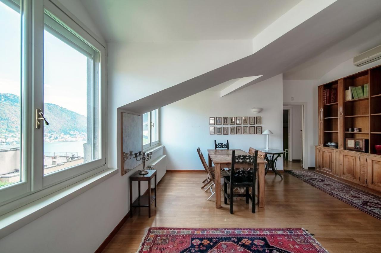 I D'A Charming Penthouse - Lake View- Como- House-130 Mt-2 Double Bedrooms And 2 Double Bathrooms A Spacious Living Room-Full Equipped Kitchen-Private Garden And Terrace-Private Covered Parking Dış mekan fotoğraf